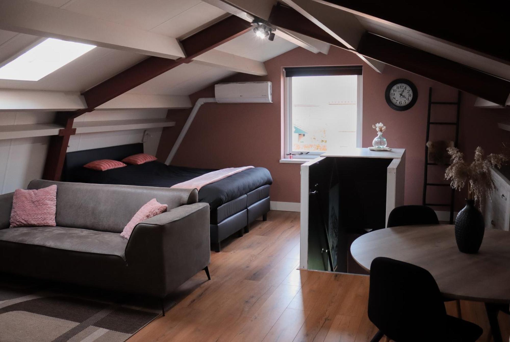 B&B De Kalverschuur Schoonrewoerd Екстер'єр фото